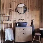 Unique With Great Natural Materials Ferienhaus Øyer