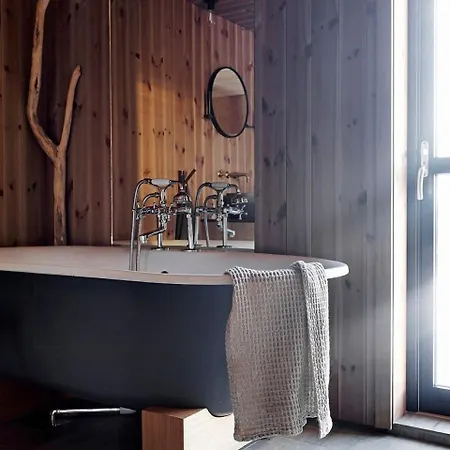 Holiday home Unique With Great Natural Materials *
