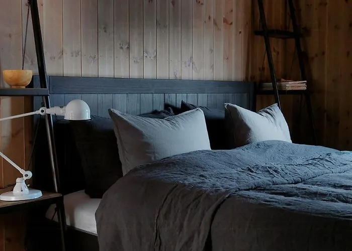 Unique With Great Natural Materials Oyer