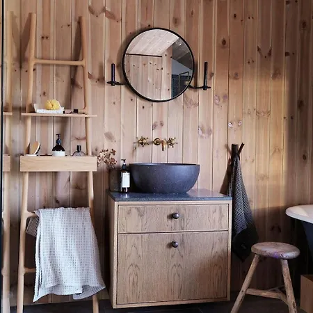 Unique With Great Natural Materials Feriehus Øyer