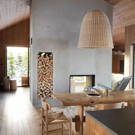 Unique With Great Natural Materials Feriehus *