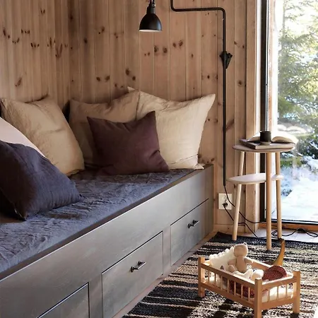 Feriehus Unique With Great Natural Materials *